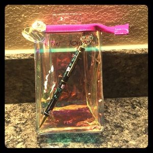 Betsey Johnson Pen